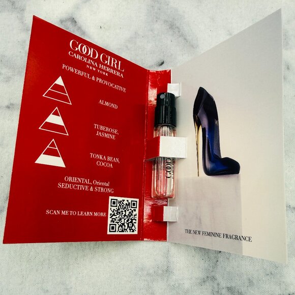 Carolina Herrera Beauty Gift Set-Red Pouch, Good Girl,Lipstick,Mirror-4pc-NEW - Picture 4 of 15